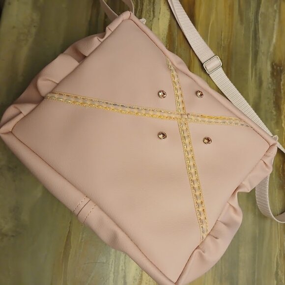 New Travel Sling Crossbody bag Pink Pebbled faux leather Peach rhinestone trim - Picture 1 of 12